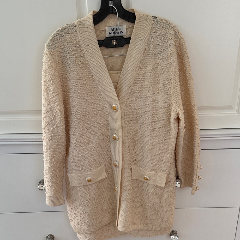 Cream Women's Sweater Skirt Suit